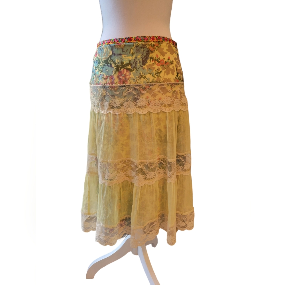 Vintage Free People Skirt With Lace- 100% Silk Shell, 100% Cotton Lining (Small)